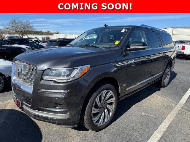 2022 Lincoln Navigator L Reserve