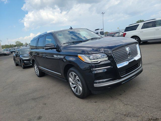 2022 Lincoln Navigator L Reserve