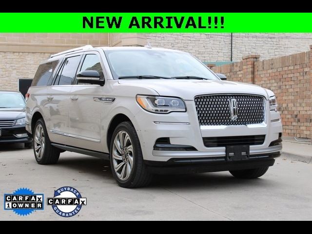 2022 Lincoln Navigator L Reserve