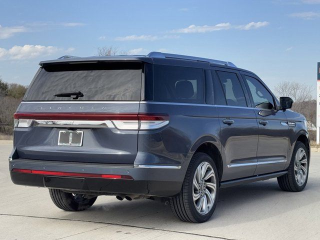 2022 Lincoln Navigator L Reserve