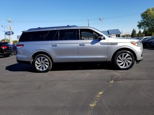 2022 Lincoln Navigator L Reserve