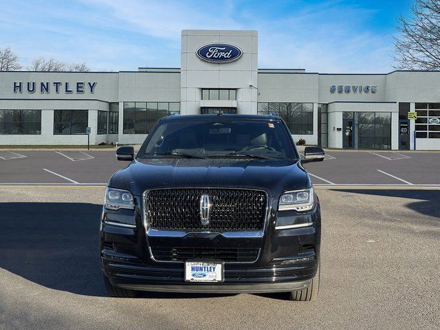 2022 Lincoln Navigator L Reserve