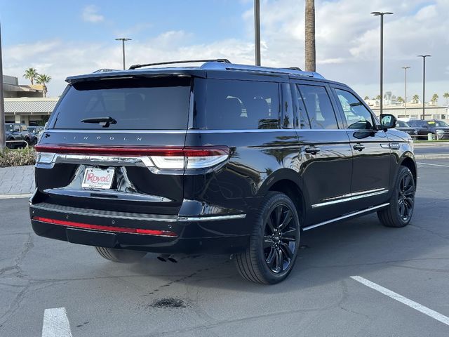 2022 Lincoln Navigator L Reserve