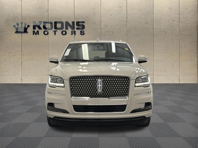 2022 Lincoln Navigator L Reserve