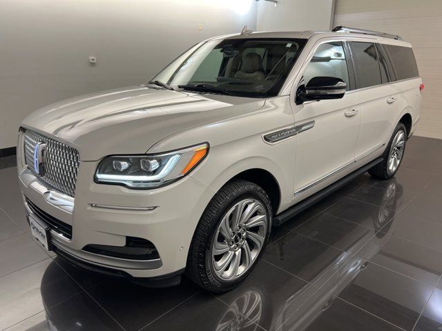 2022 Lincoln Navigator L Reserve