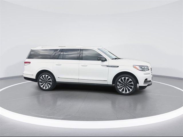 2022 Lincoln Navigator L Reserve