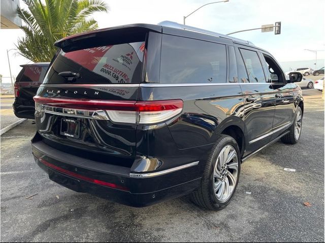 2022 Lincoln Navigator L Reserve