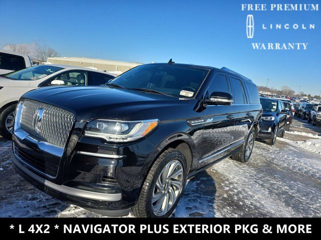 2022 Lincoln Navigator L Standard