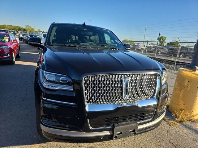 2022 Lincoln Navigator L Standard