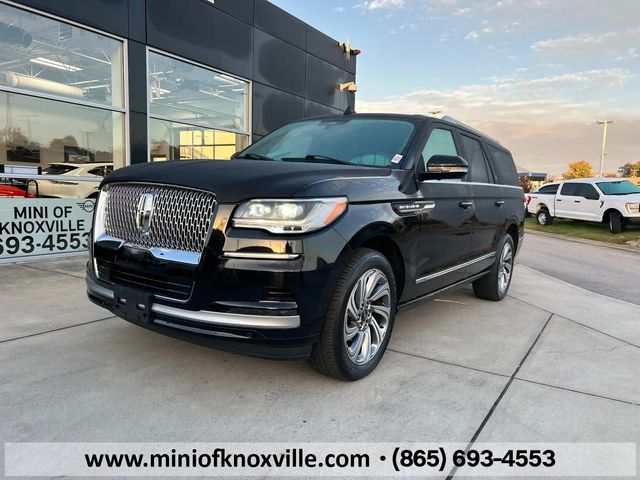 2022 Lincoln Navigator L Standard