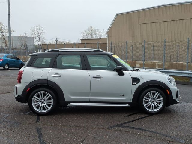 2022 MINI Cooper Countryman Base