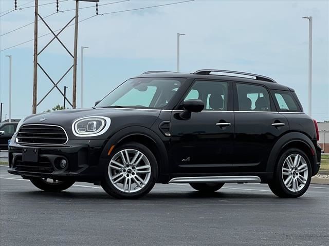 2022 MINI Cooper Countryman Base