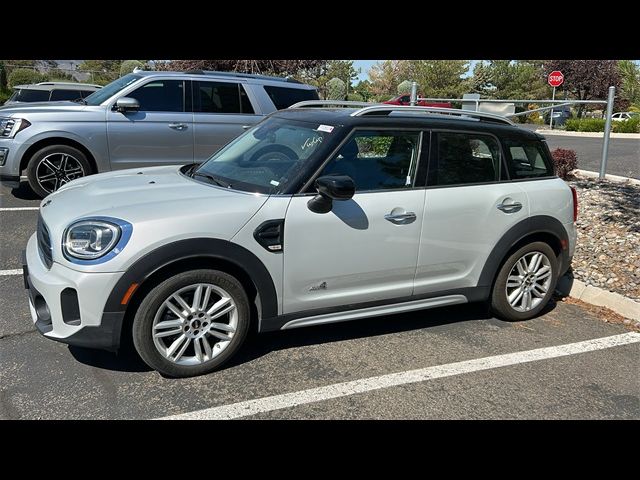 2022 MINI Cooper Countryman Base