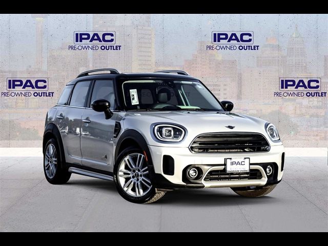 2022 MINI Cooper Countryman Base