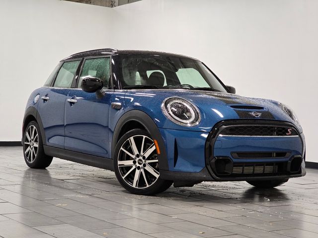 2022 MINI Cooper Hardtop S