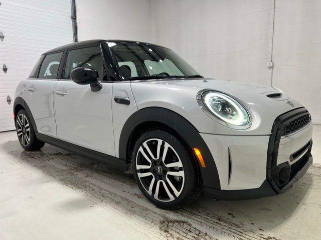 2022 MINI Cooper Hardtop S