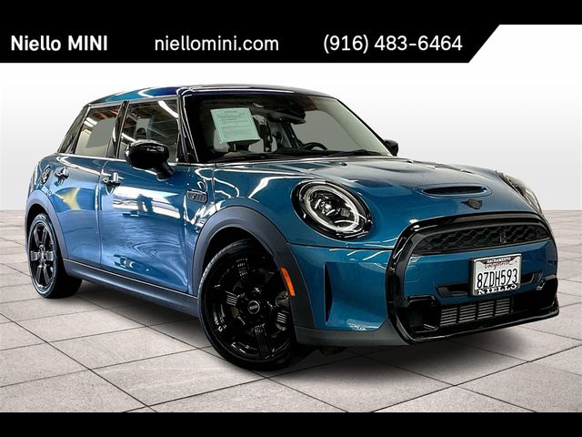 2022 MINI Cooper Hardtop S