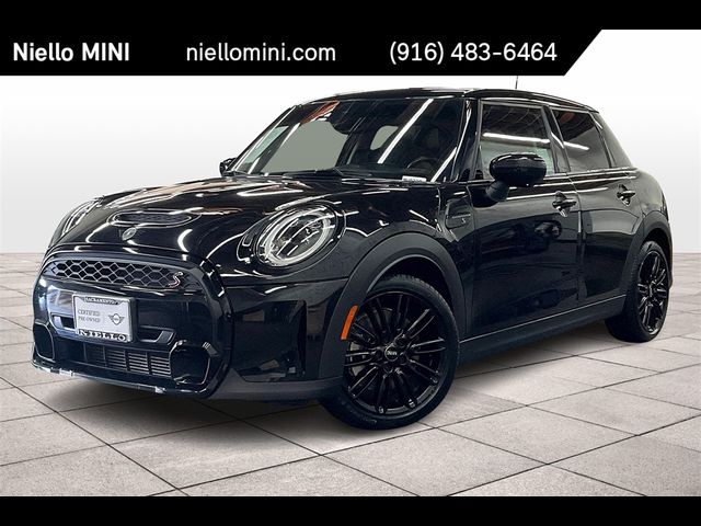 2022 MINI Cooper Hardtop S