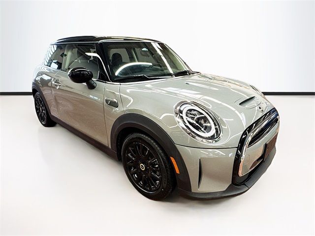 2022 MINI Cooper Hardtop SE