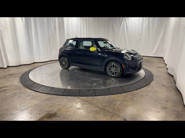 2022 MINI Cooper Hardtop SE