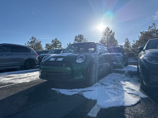 2022 MINI Cooper Hardtop SE