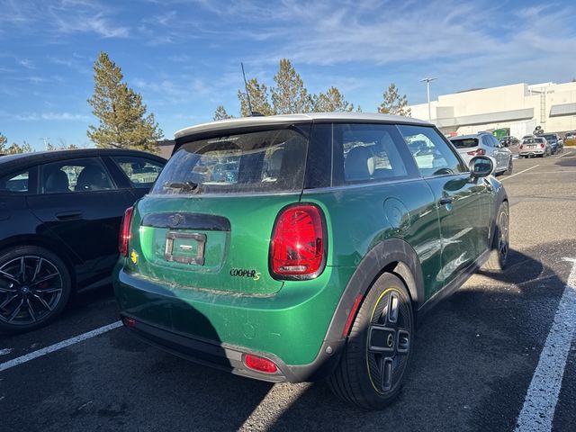 2022 MINI Cooper Hardtop SE