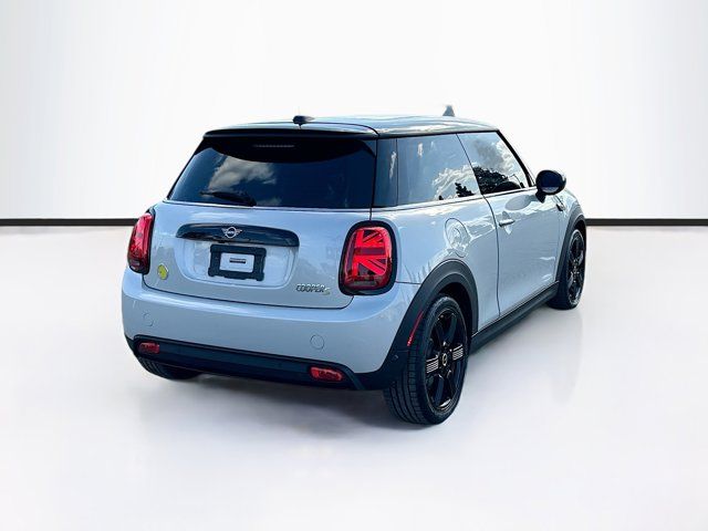 2022 MINI Cooper Hardtop SE