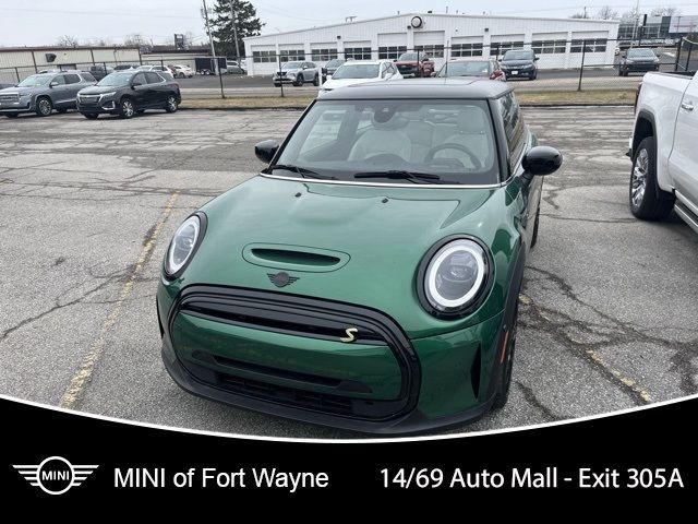 2022 MINI Cooper Hardtop SE