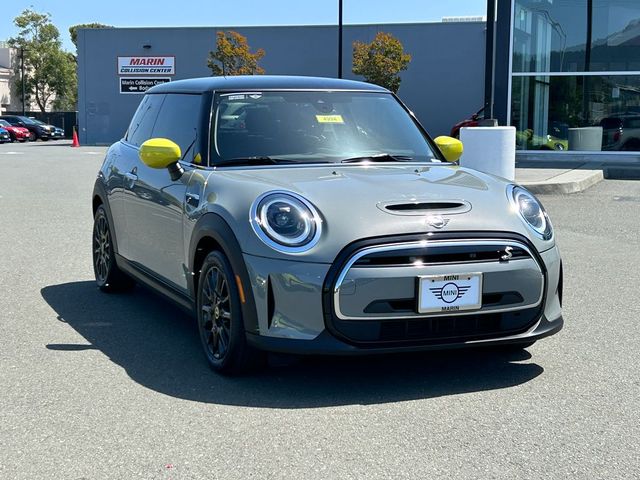 2022 MINI Cooper Hardtop SE
