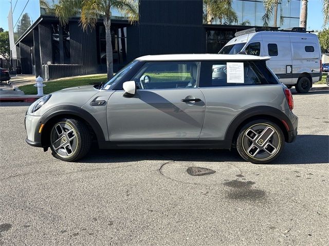 2022 MINI Cooper Hardtop SE