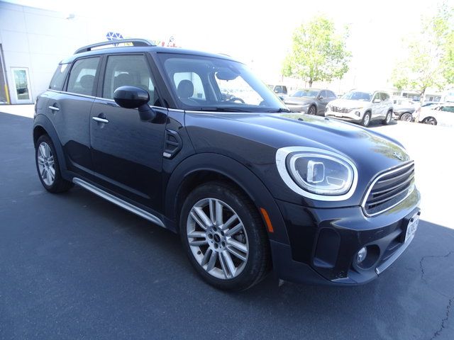 2022 MINI Cooper Countryman Base