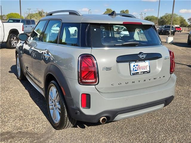 2022 MINI Cooper Countryman Base