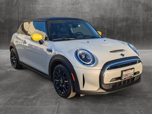 2022 MINI Cooper Hardtop SE