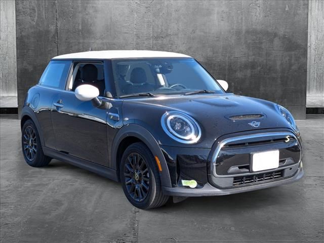 2022 MINI Cooper Hardtop SE