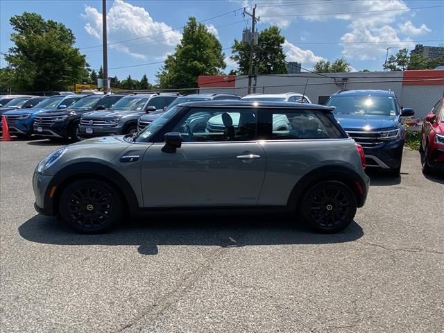 2022 MINI Cooper Hardtop SE