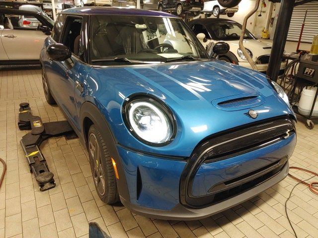 2022 MINI Cooper Hardtop SE