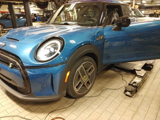 2022 MINI Cooper Hardtop SE