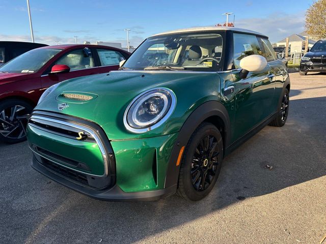 2022 MINI Cooper Hardtop SE