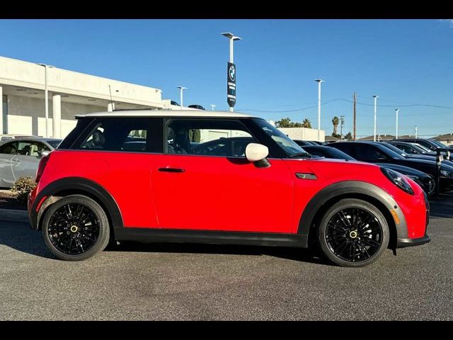 2022 MINI Cooper Hardtop SE