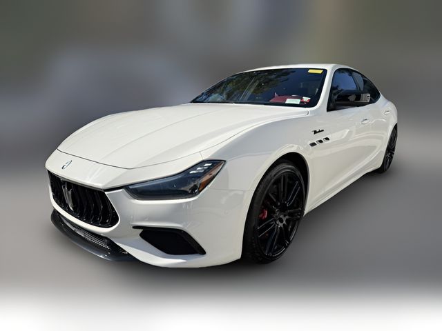 2022 Maserati Ghibli Modena Q4