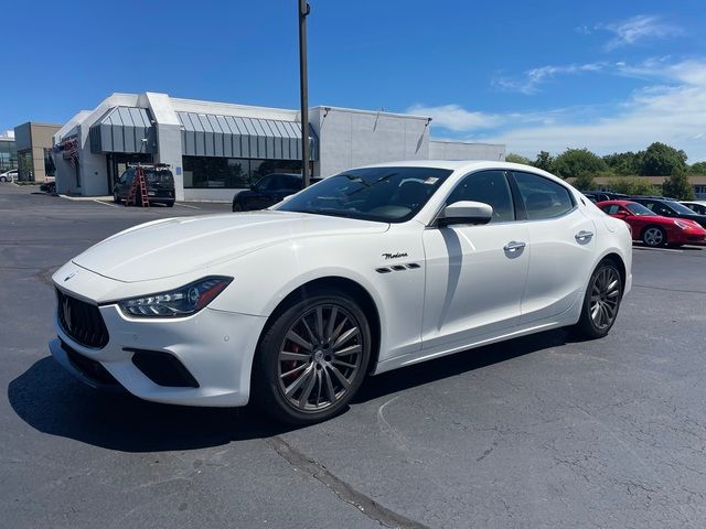 2022 Maserati Ghibli Modena Q4