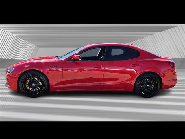 2022 Maserati Ghibli F Tributo Q4