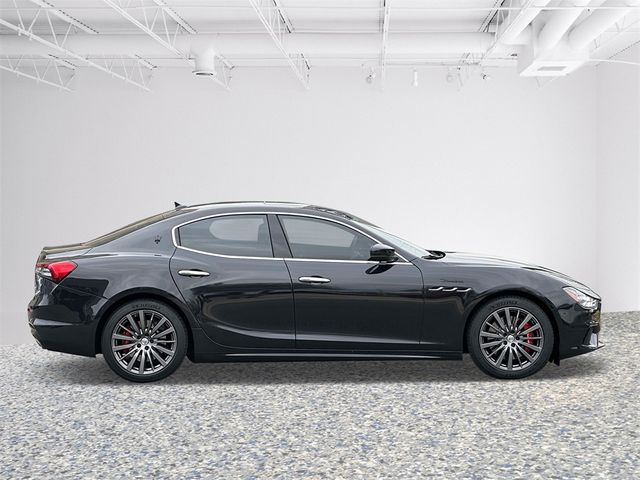 2022 Maserati Ghibli Modena