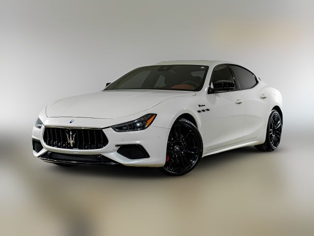 2022 Maserati Ghibli Modena