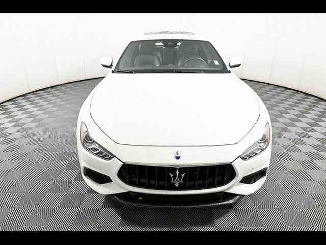 2022 Maserati Ghibli Modena