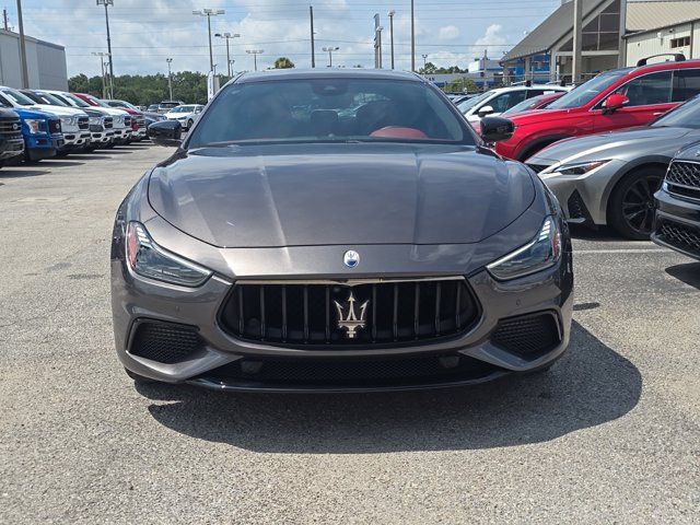 2022 Maserati Ghibli Modena