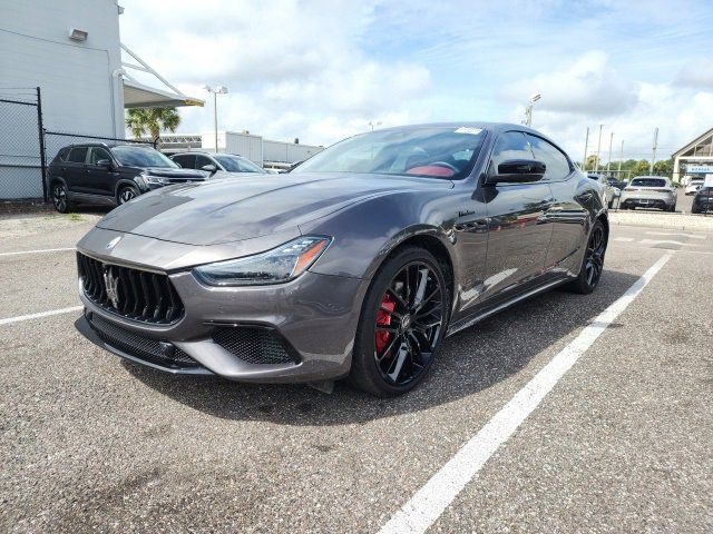 2022 Maserati Ghibli Modena