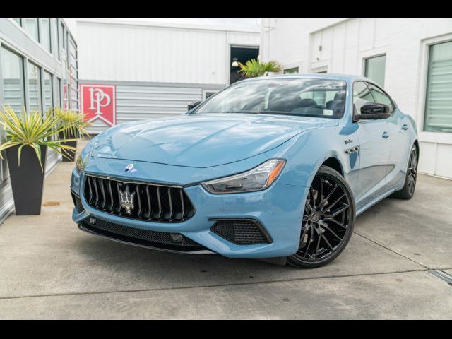 2022 Maserati Ghibli Modena Q4