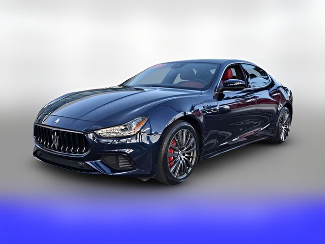 2022 Maserati Ghibli Modena Q4