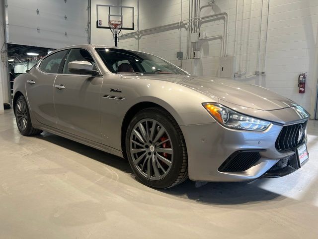 2022 Maserati Ghibli Modena Q4